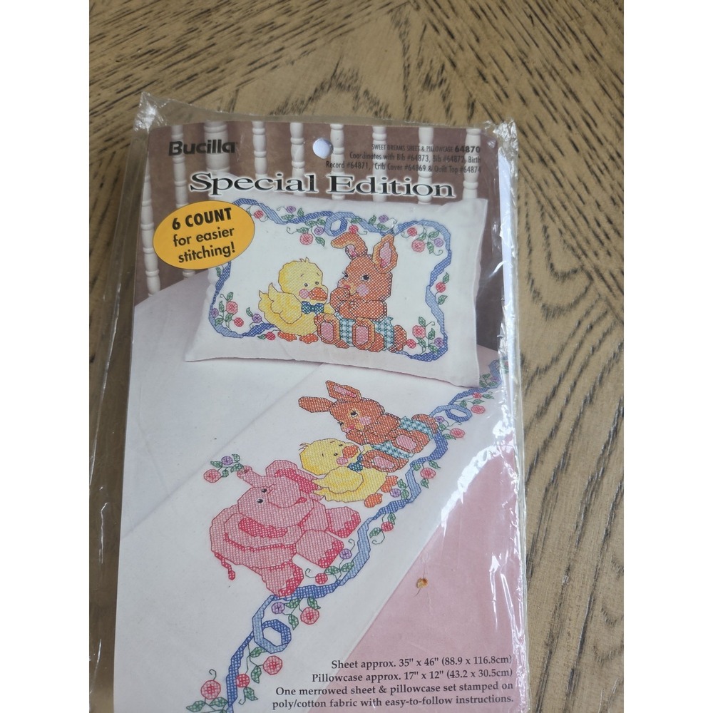 Bucilla Stamped Cross Stitch kit SWEET DREAMS Sheet / Pillowcase Set Vintage New